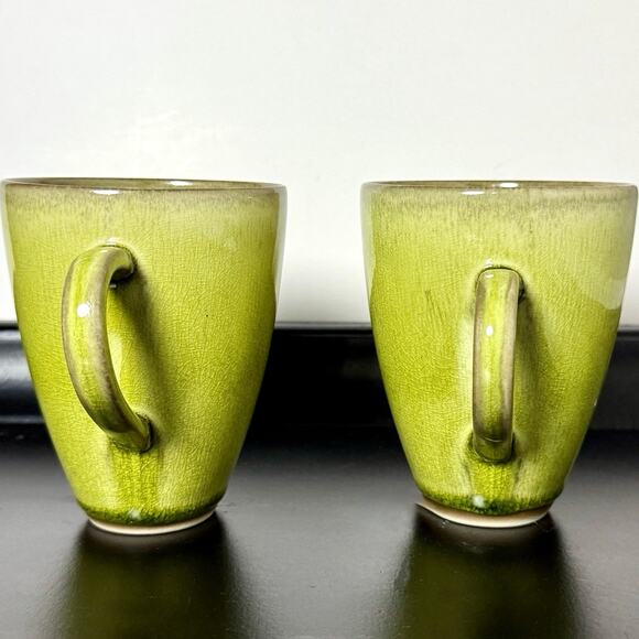 Jars France Tourron Tilleul Avocado Green Stoneware Mugs (Set of 2) - Picture 6 of 15